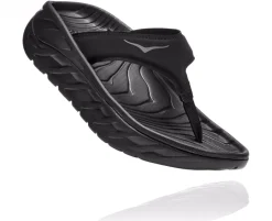 Hoka One One Women's Ora recovery flip - herstel slippers - black / dark gull gray